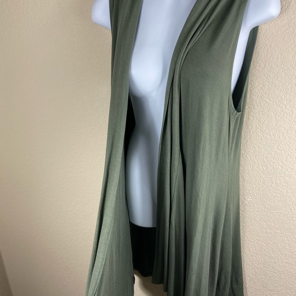 Vision USA Cardigan Vest In Army Green Size Medium - Picture 3 of 6